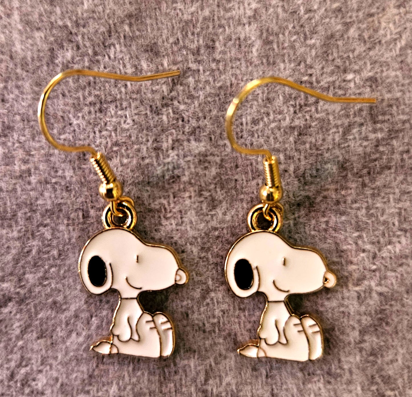 Snoopy Earrings!